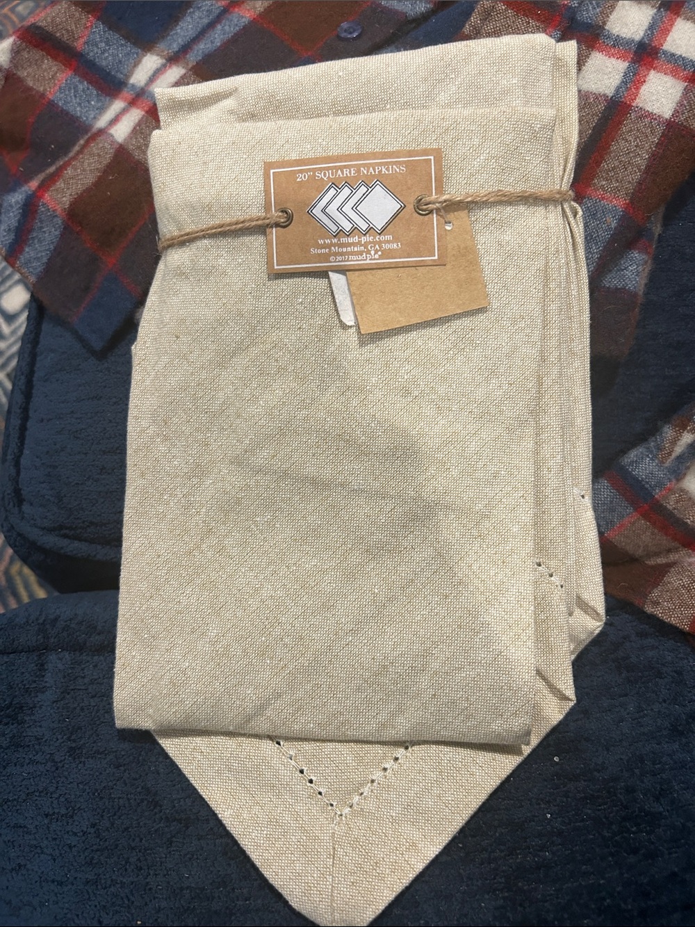 Mud Pie Cream Cotton Napkins Set with Pineapple Embroidery - Picture 5 of 5